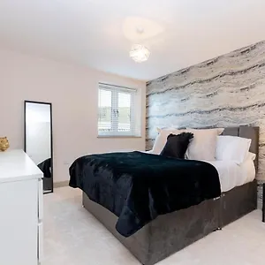 Avery House 2 - Two Bedroom With Outdoor Terrace By Bpne Apartment